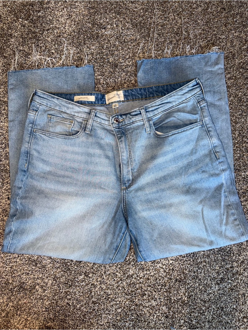 Universal Thread Light Blue Relaxed Fit Men's Jeans